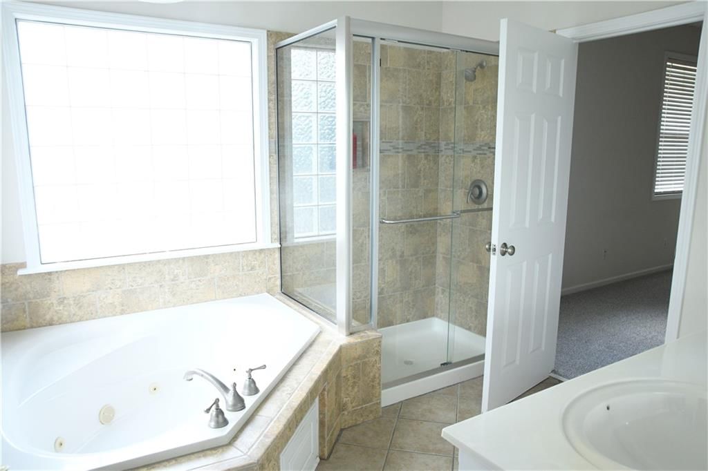 13821 Grove Avenue — photo 12