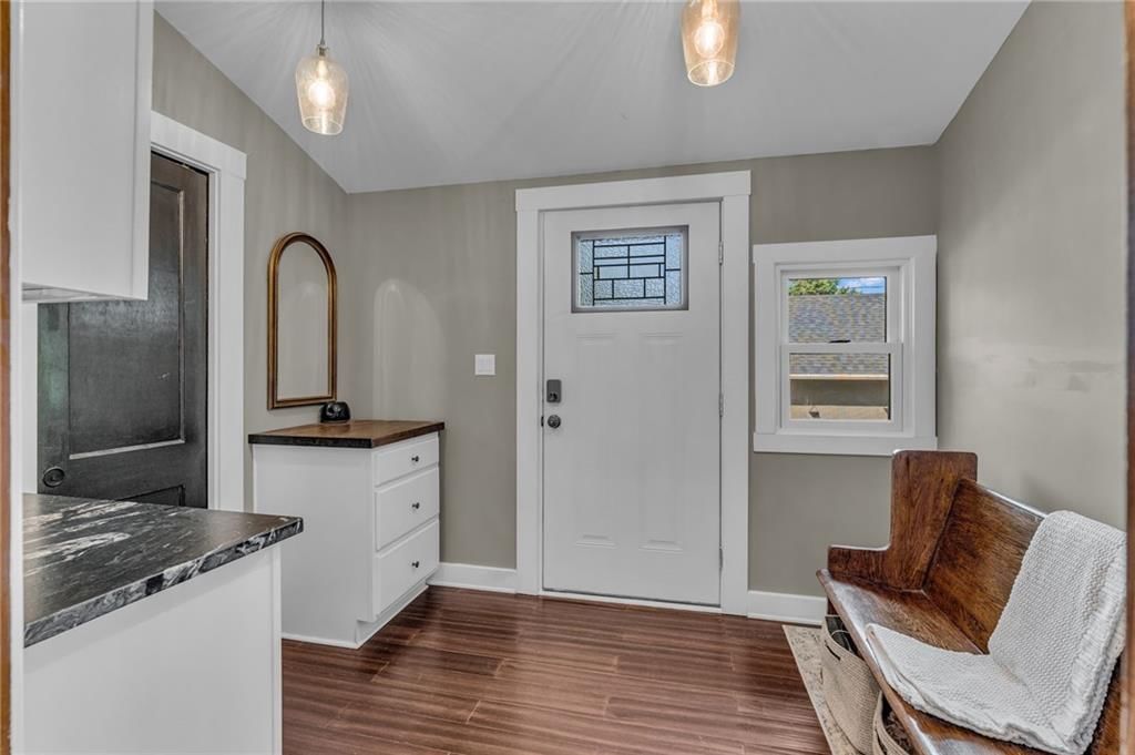 640 Oak Street — photo 19