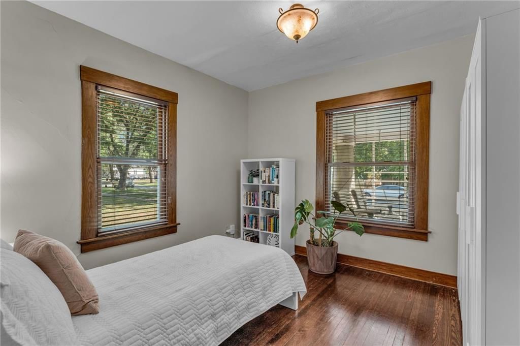640 Oak Street — photo 22