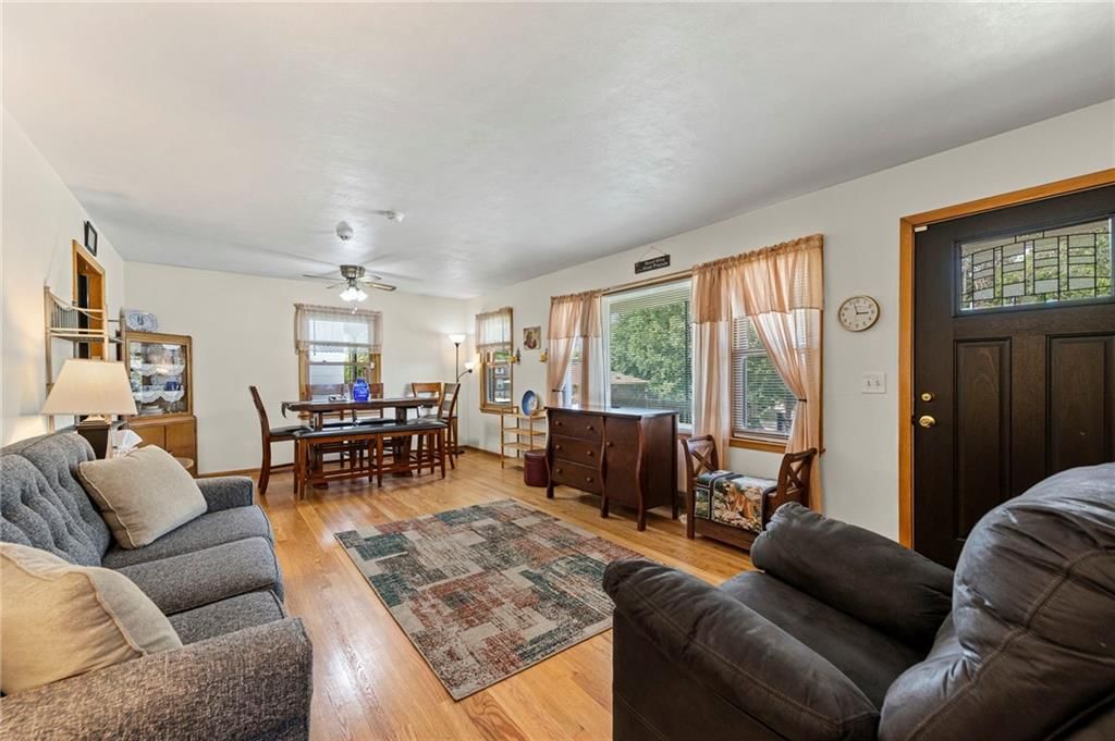 11431 Burton Street — photo 4