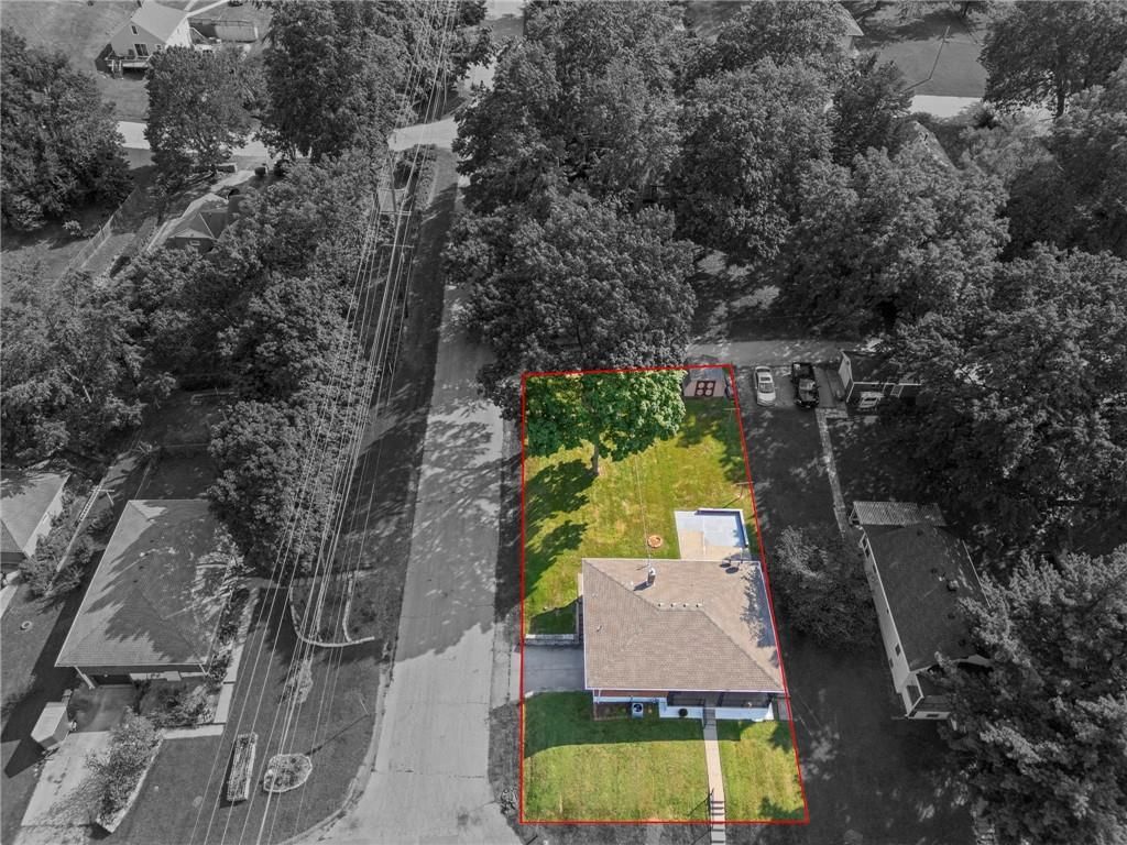 11431 Burton Street — photo 29