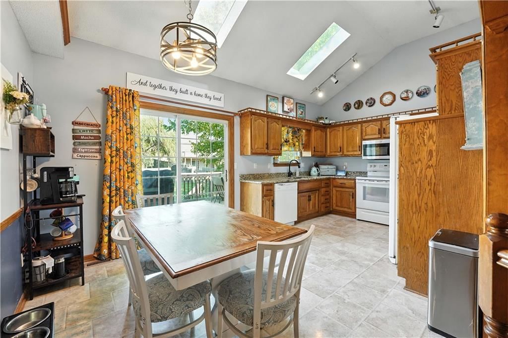 620 Laredo Place — photo 10