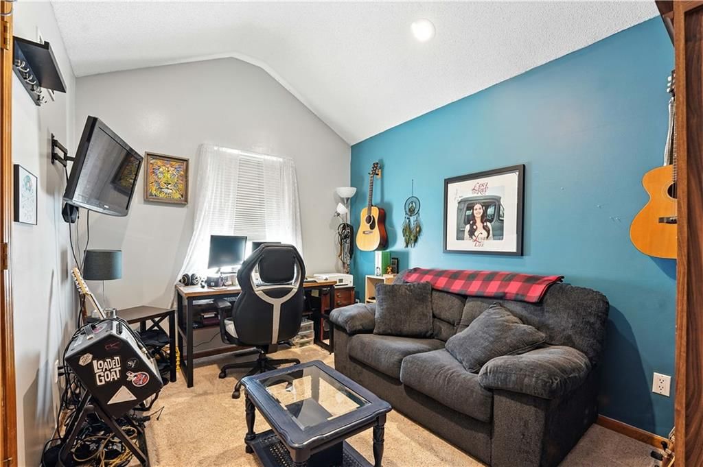 620 Laredo Place — photo 16