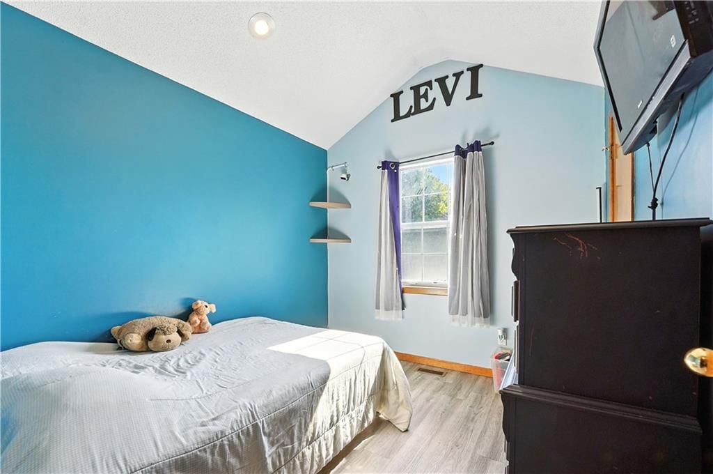 620 Laredo Place — photo 17