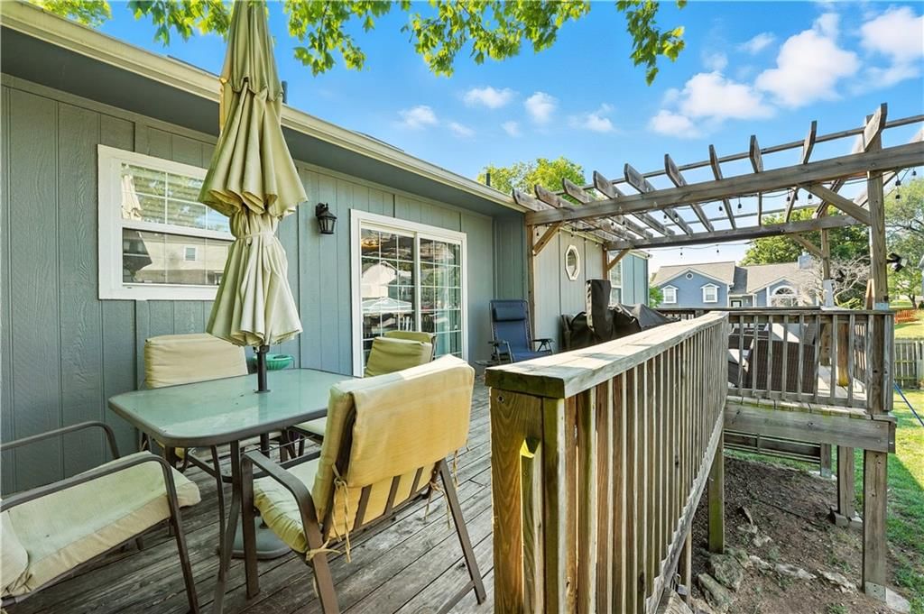 620 Laredo Place — photo 18
