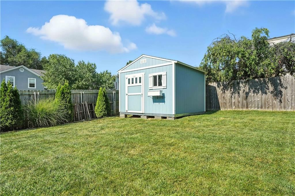 620 Laredo Place — photo 20
