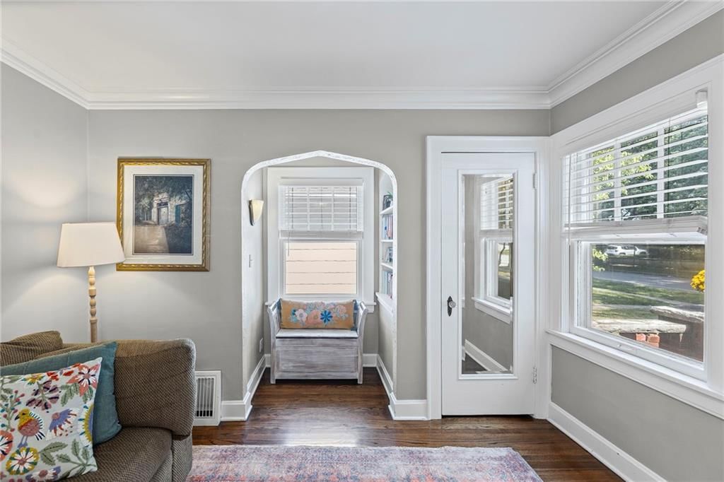 4206 CAMBRIDGE Street — photo 8