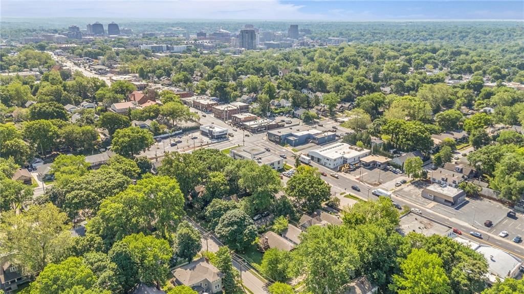4206 CAMBRIDGE Street — photo 44