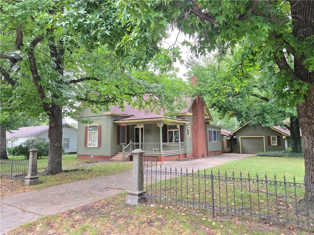 1002 E Main Street — photo 11