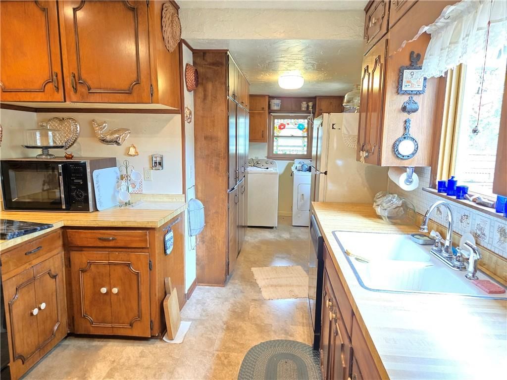 1002 E Main Street — photo 30