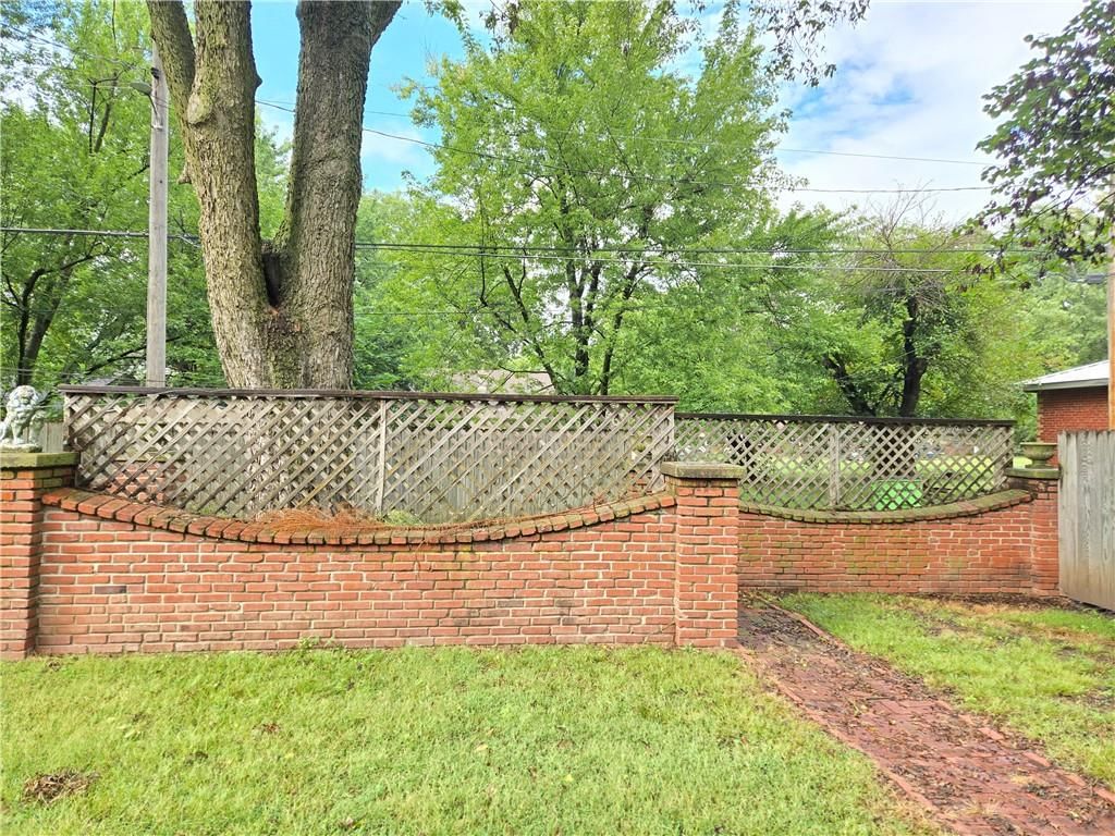 1002 E Main Street — photo 64