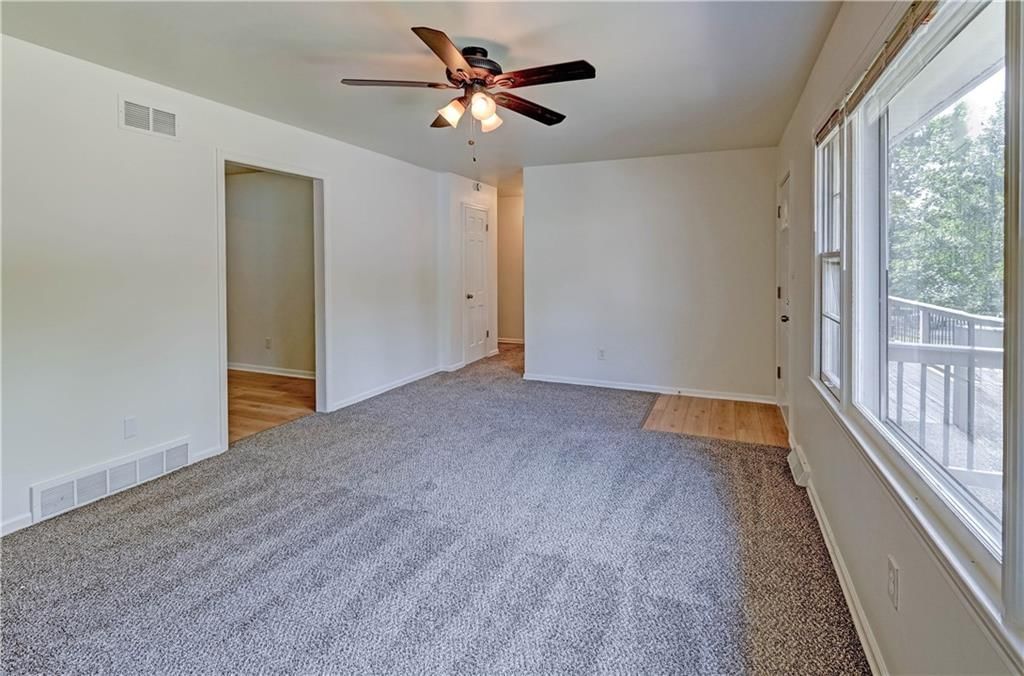 8805 Grandview Street — photo 6