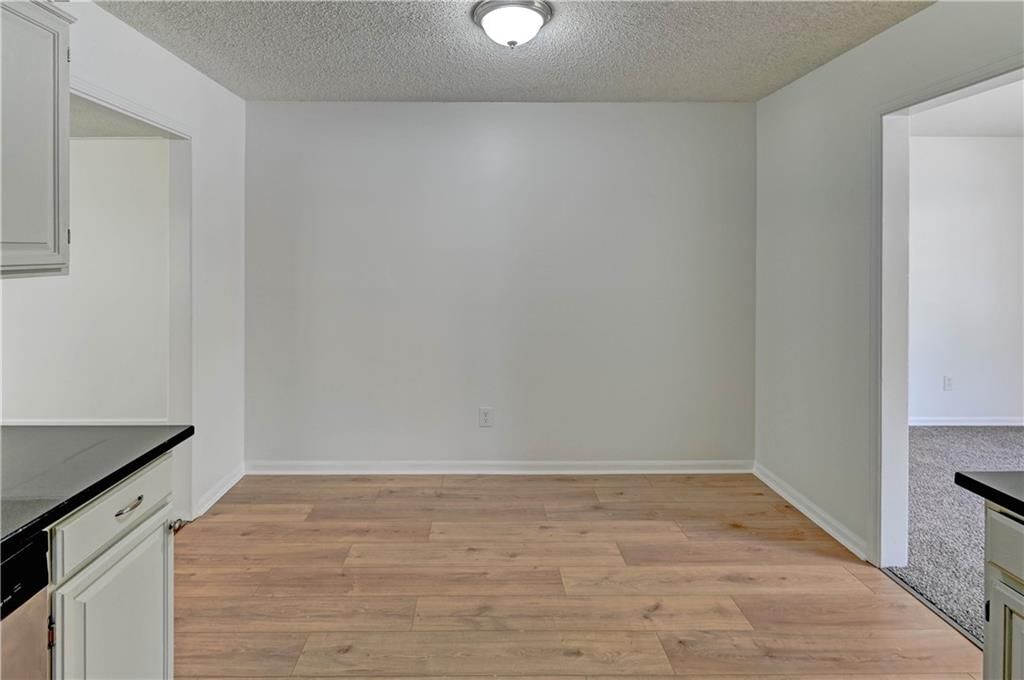 8805 Grandview Street — photo 11
