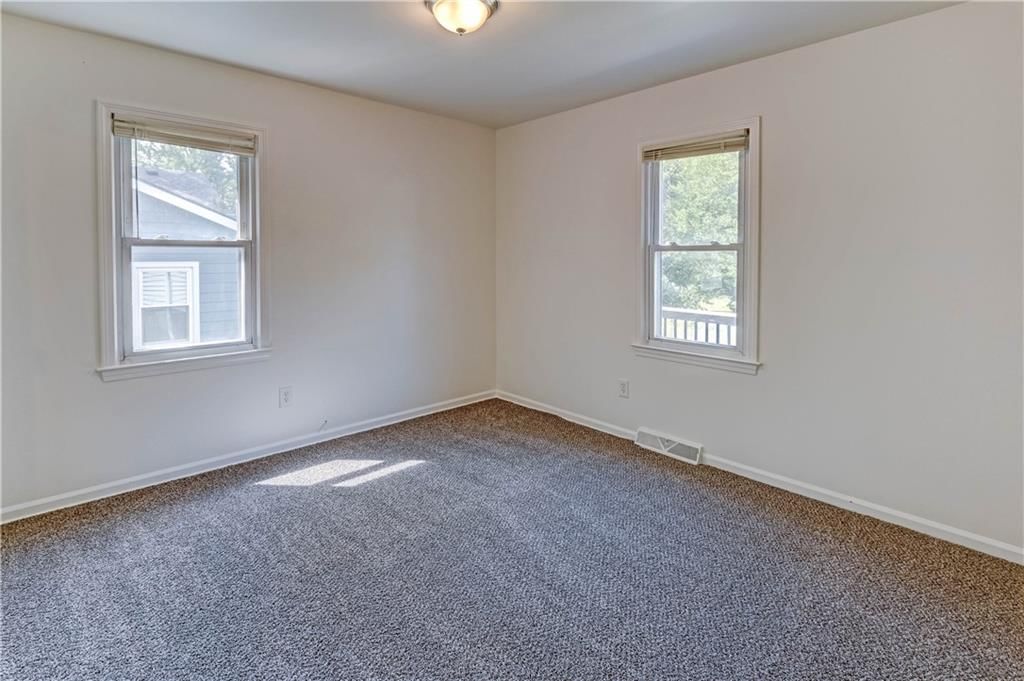 8805 Grandview Street — photo 21