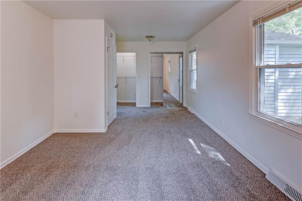 8805 Grandview Street — photo 25
