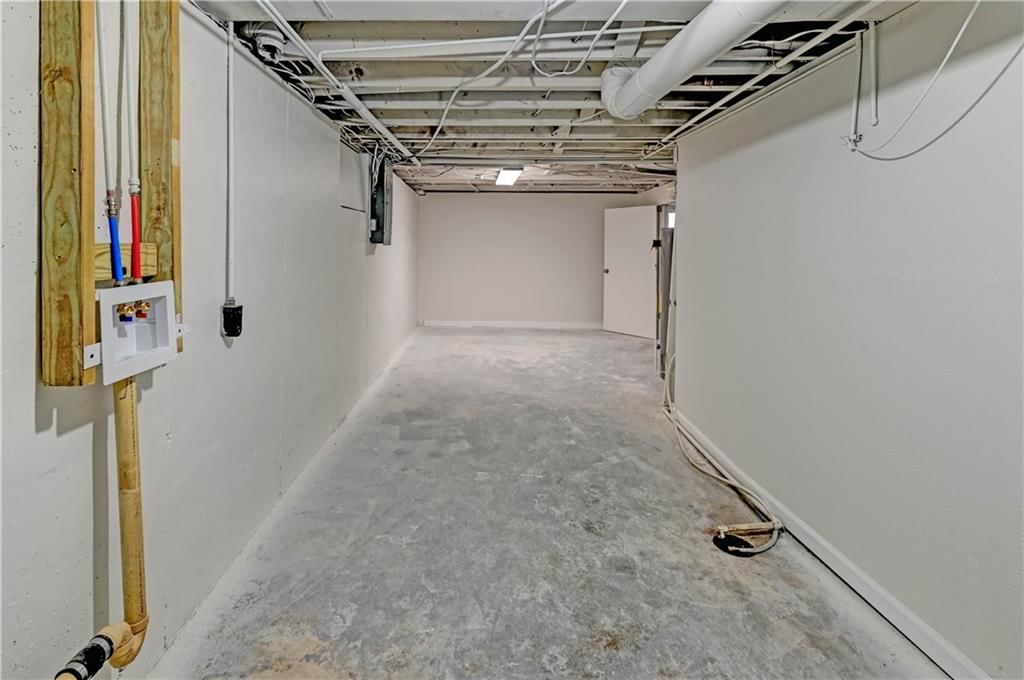 8805 Grandview Street — photo 29