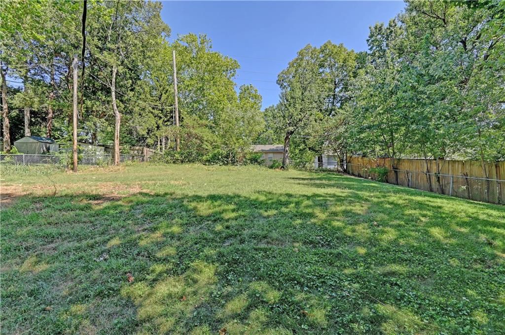 8805 Grandview Street — photo 42