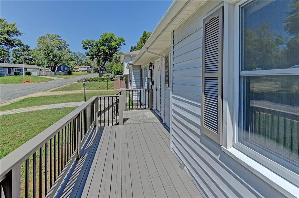 8805 Grandview Street — photo 47