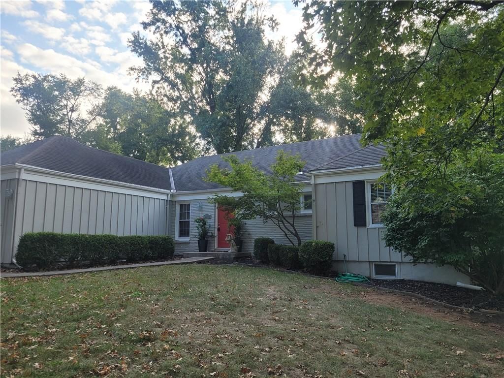 Photo 1 of 37 - 8100 Beverly Drive