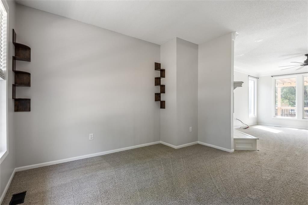22625 W 49th Street — photo 6