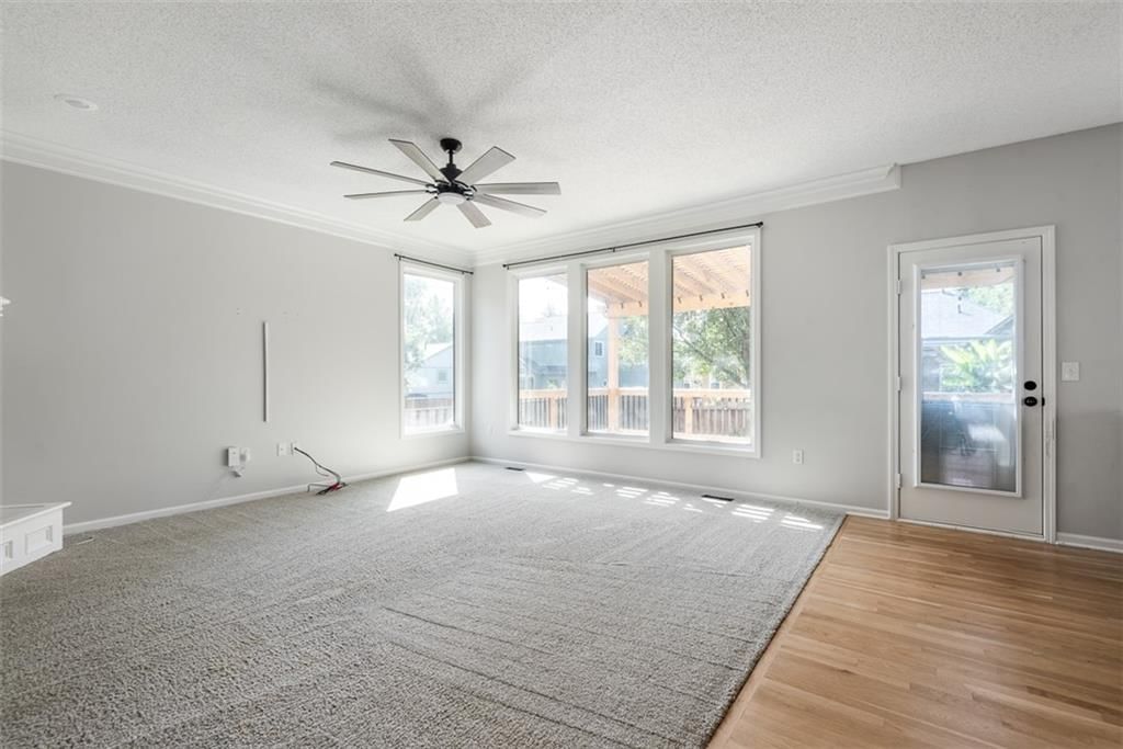 22625 W 49th Street — photo 9