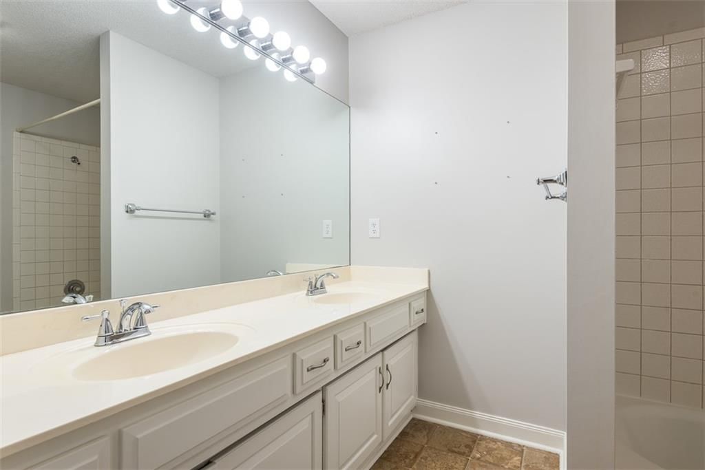 22625 W 49th Street — photo 26