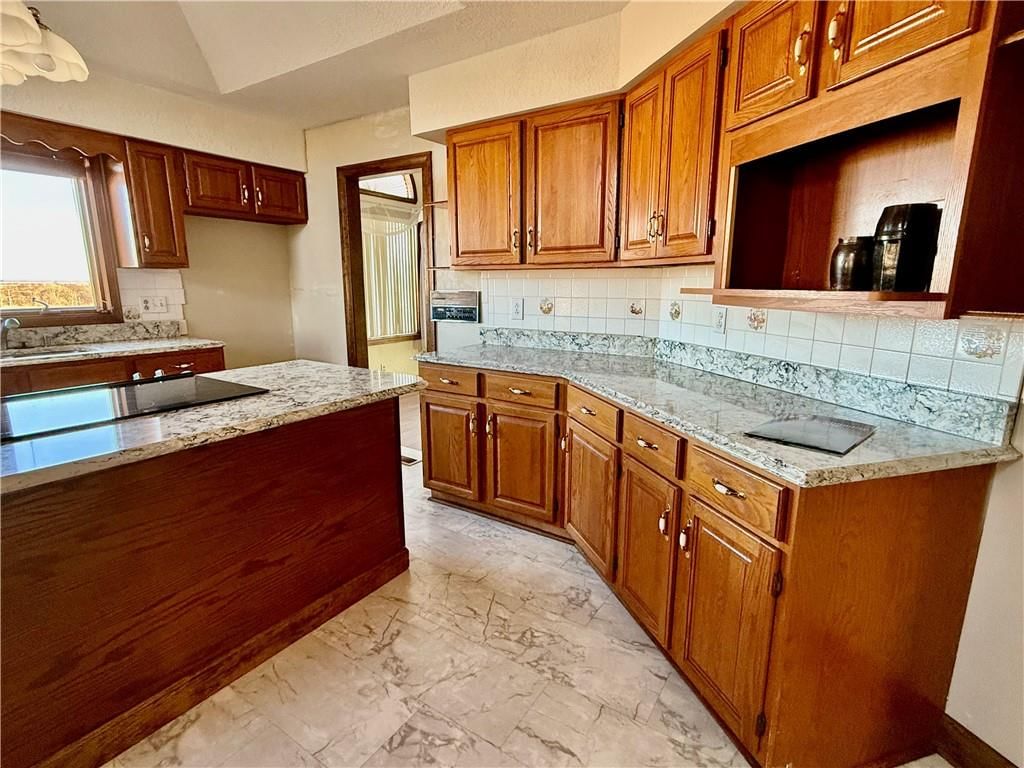 41759 W 88th Street — photo 10