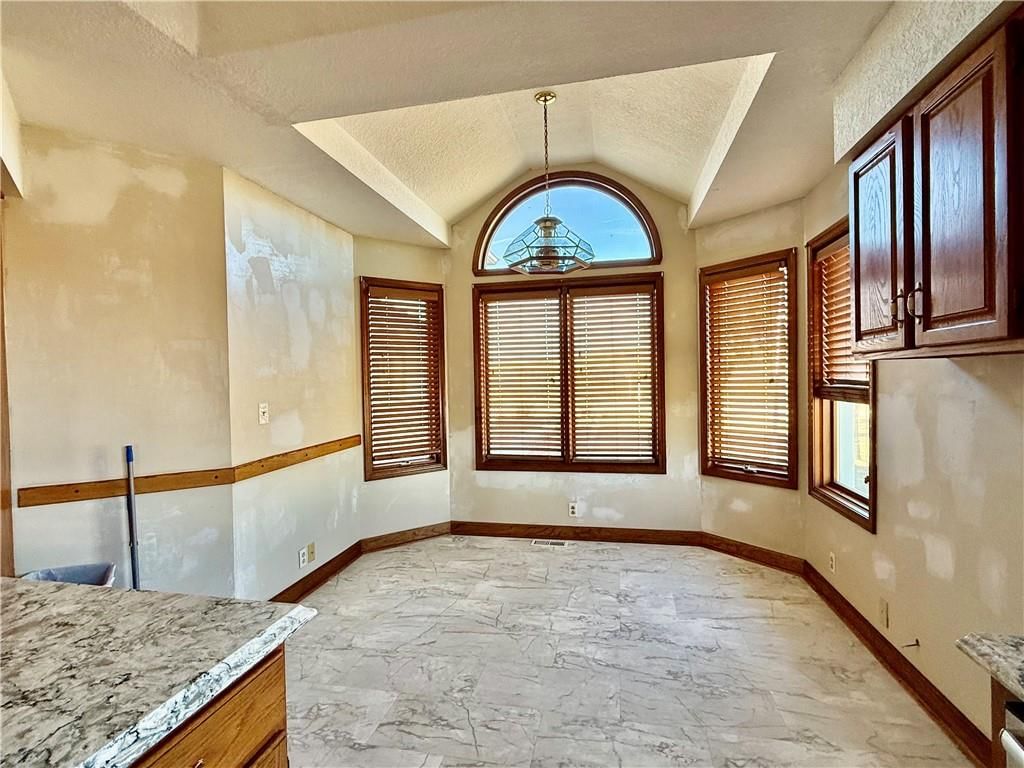 41759 W 88th Street — photo 13