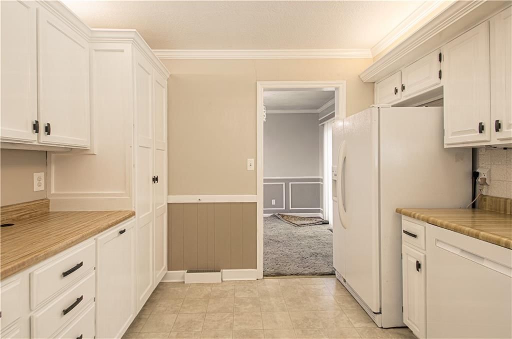 12912 Bristol Court — photo 10