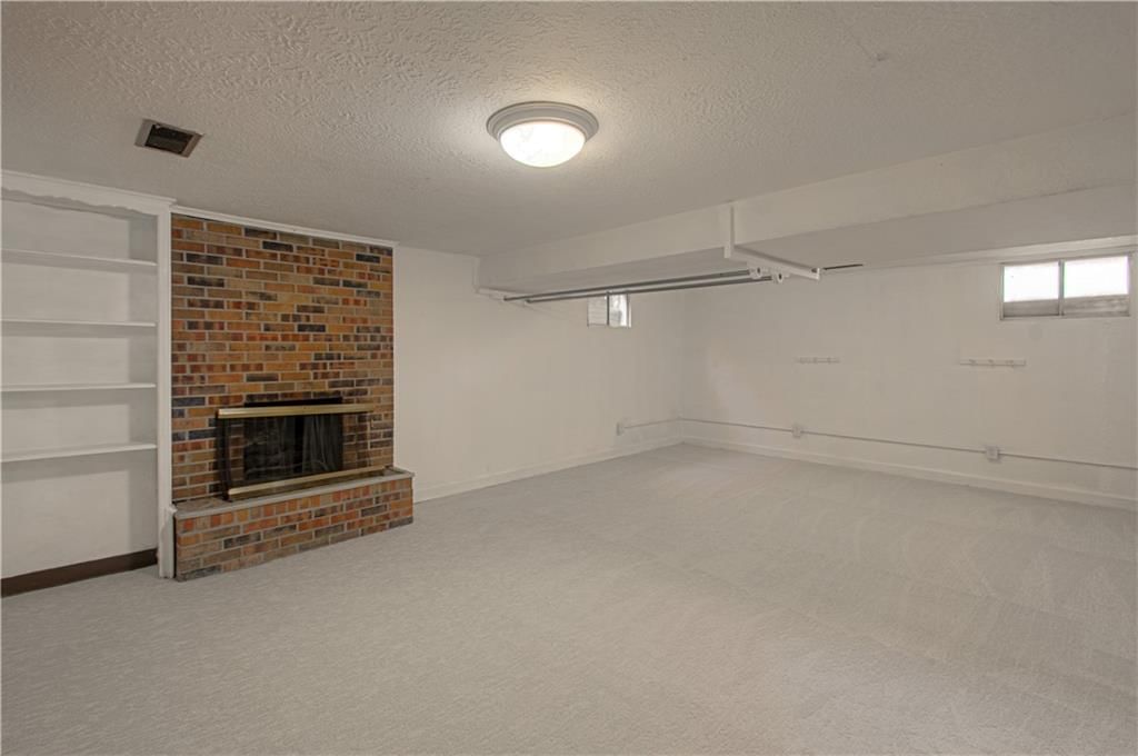 12912 Bristol Court — photo 19