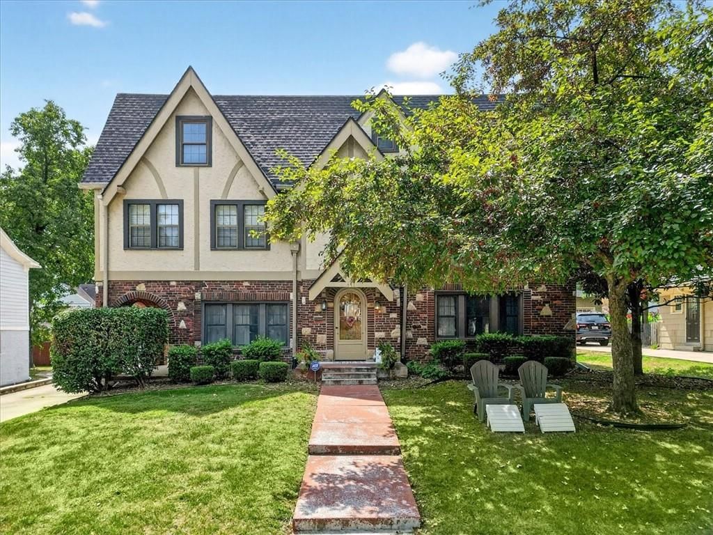 441 W 67th Street, Kansas City, MO