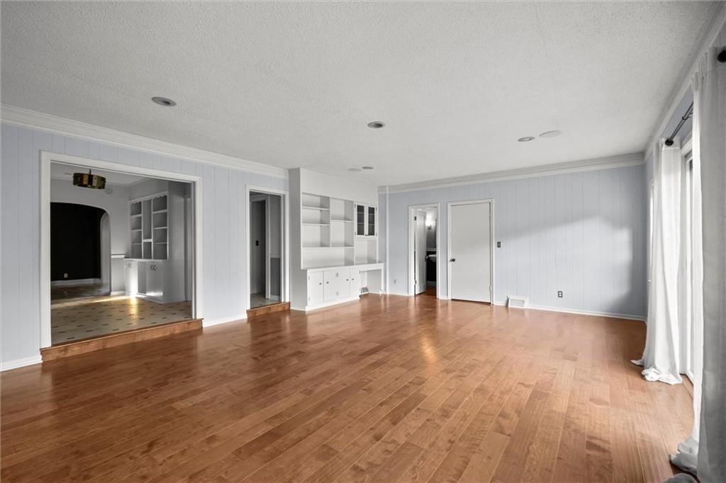 441 W 67th Street — photo 9