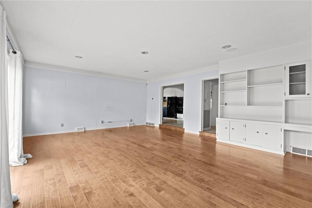 441 W 67th Street — photo 10