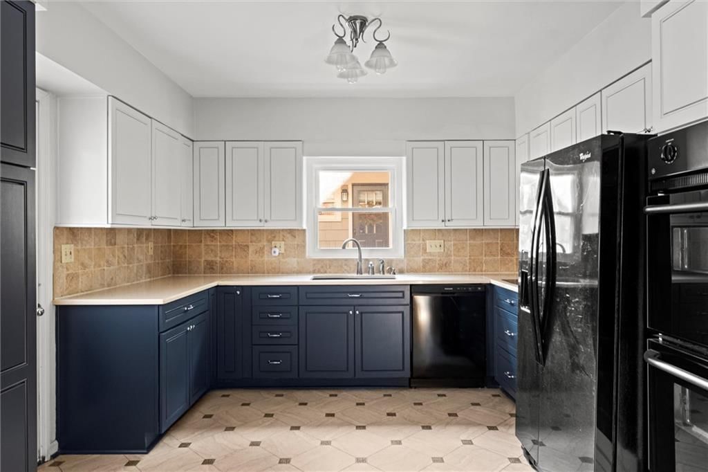 441 W 67th Street — photo 14