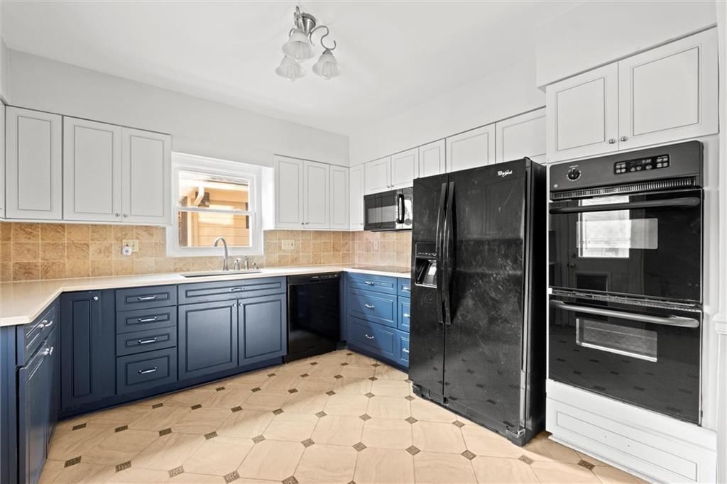441 W 67th Street — photo 15