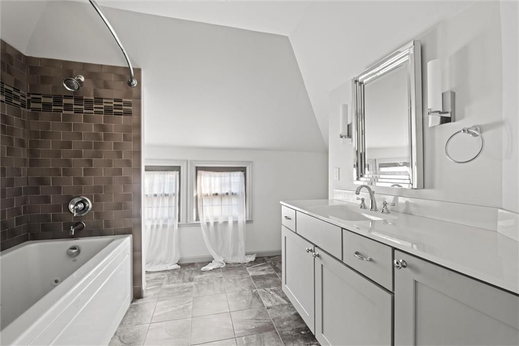 441 W 67th Street — photo 31