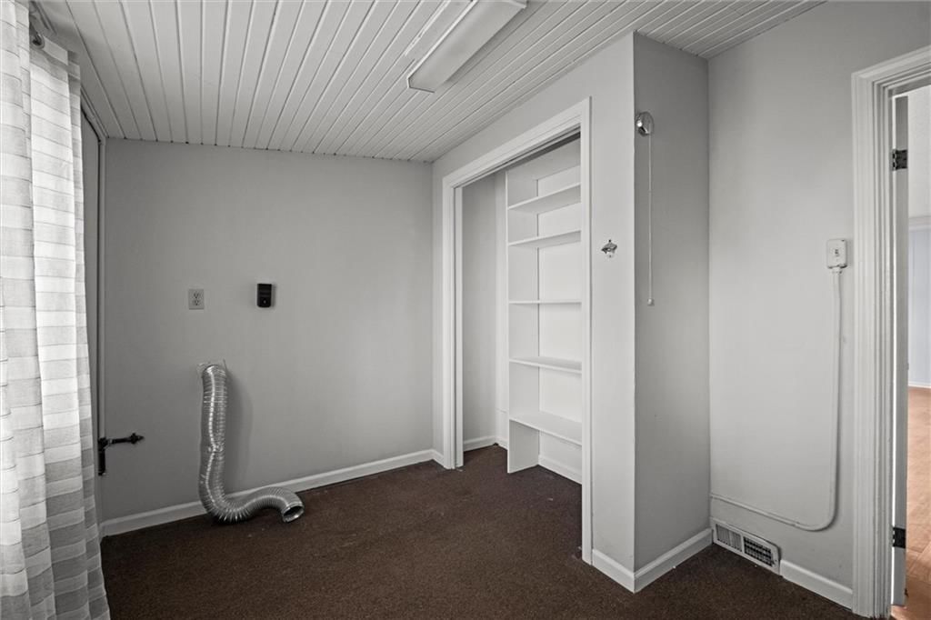 441 W 67th Street — photo 32