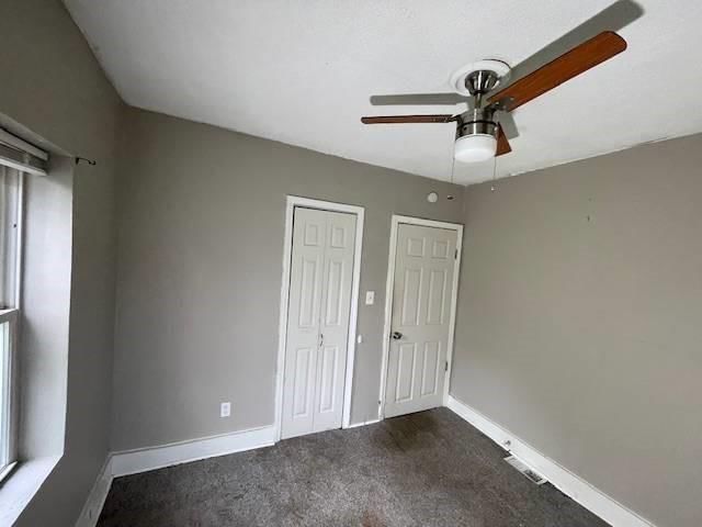 Photo 9 of 20 - 3207 E 62ND Street