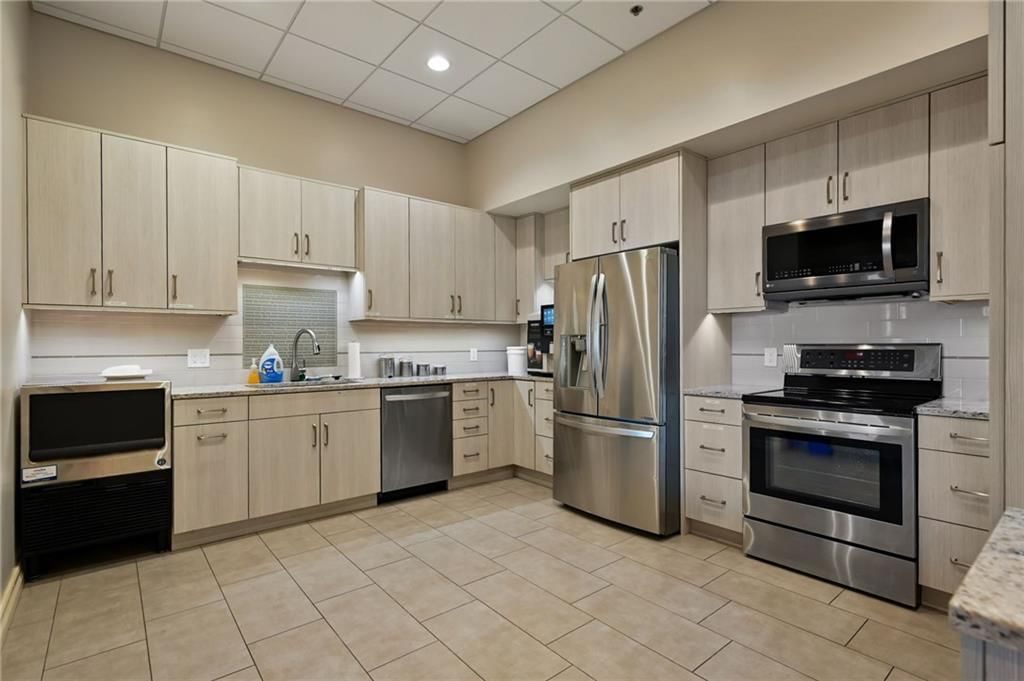4950 Central Street — photo 36