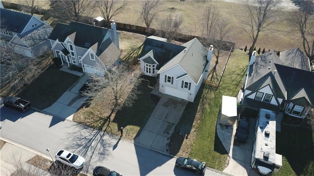 8403 W 150th Street — photo 3