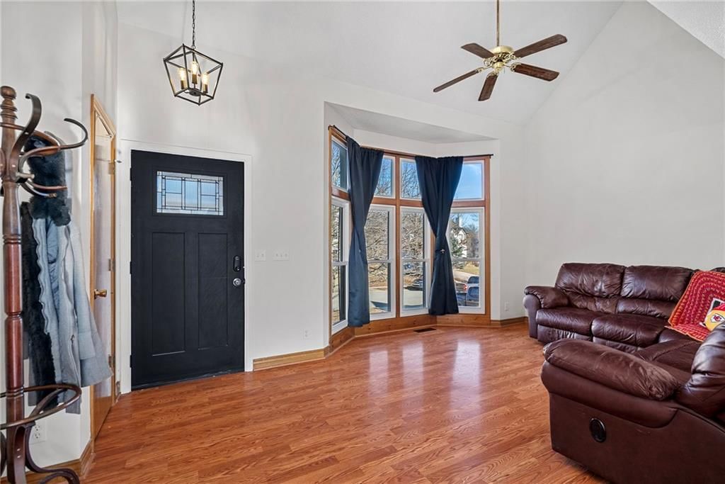 8403 W 150th Street — photo 9