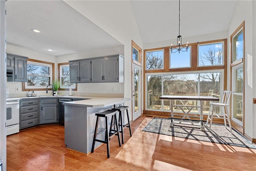 8403 W 150th Street — photo 13