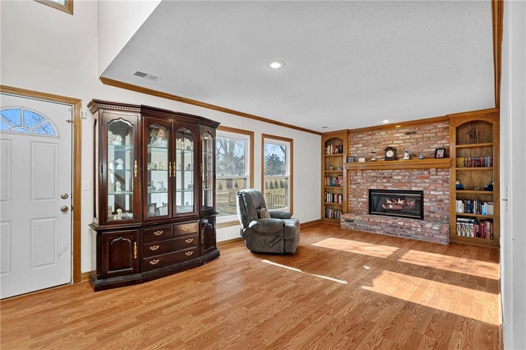 8403 W 150th Street — photo 19