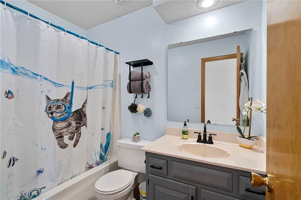 8403 W 150th Street — photo 25