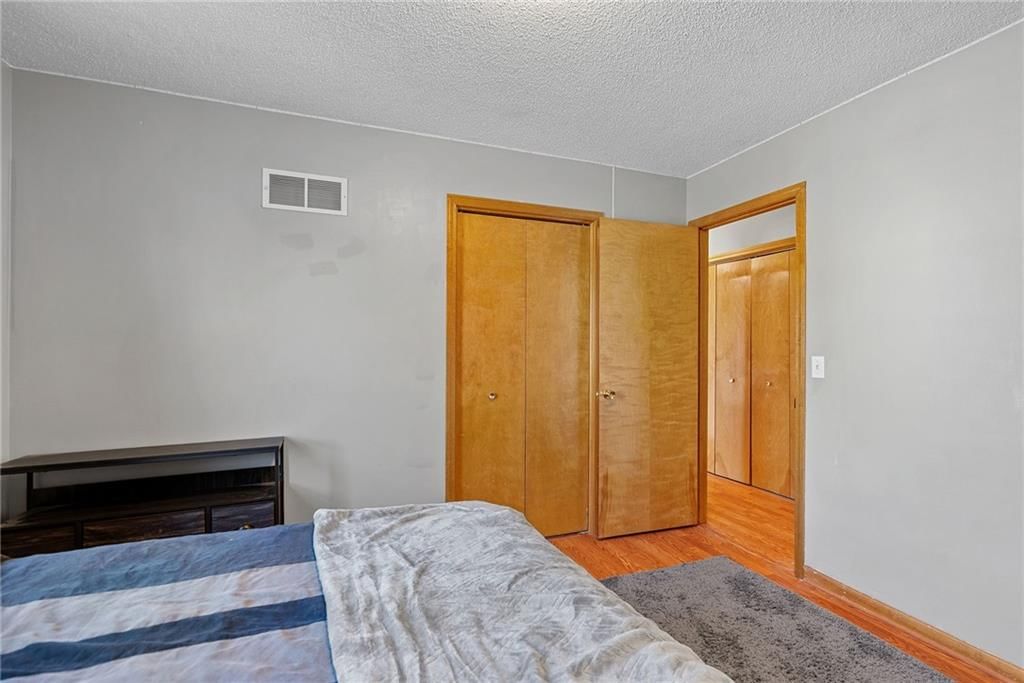 8403 W 150th Street — photo 28