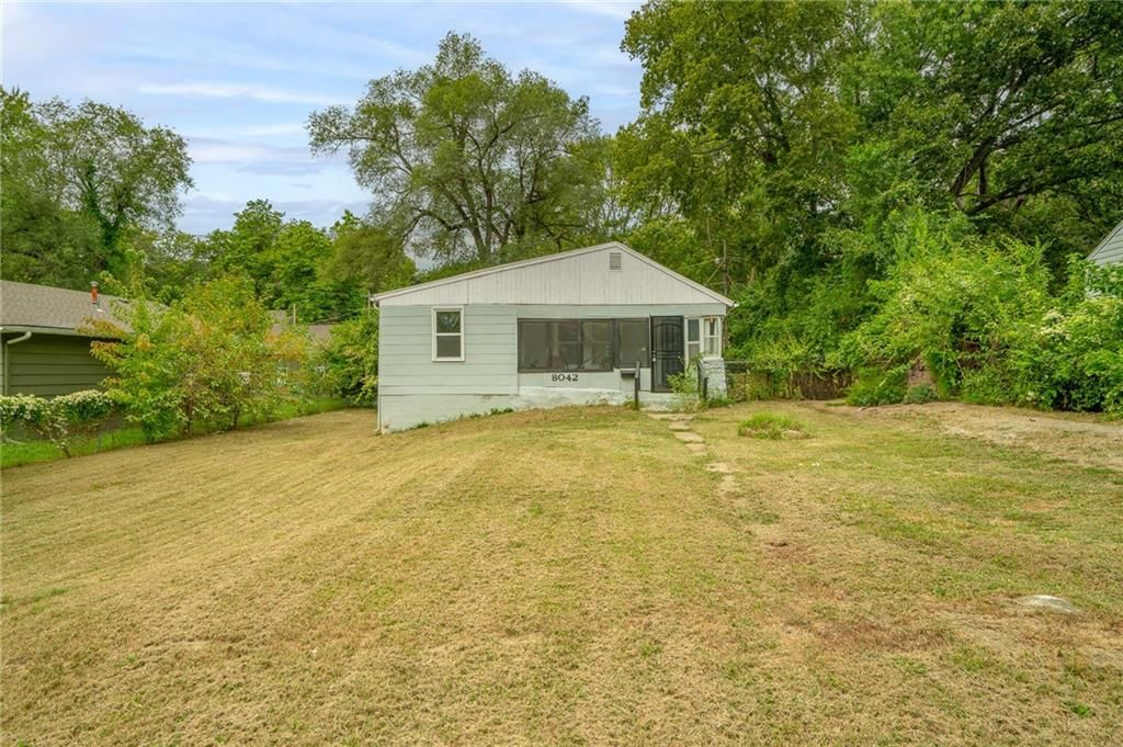 8042 Brooklyn Avenue — photo 3