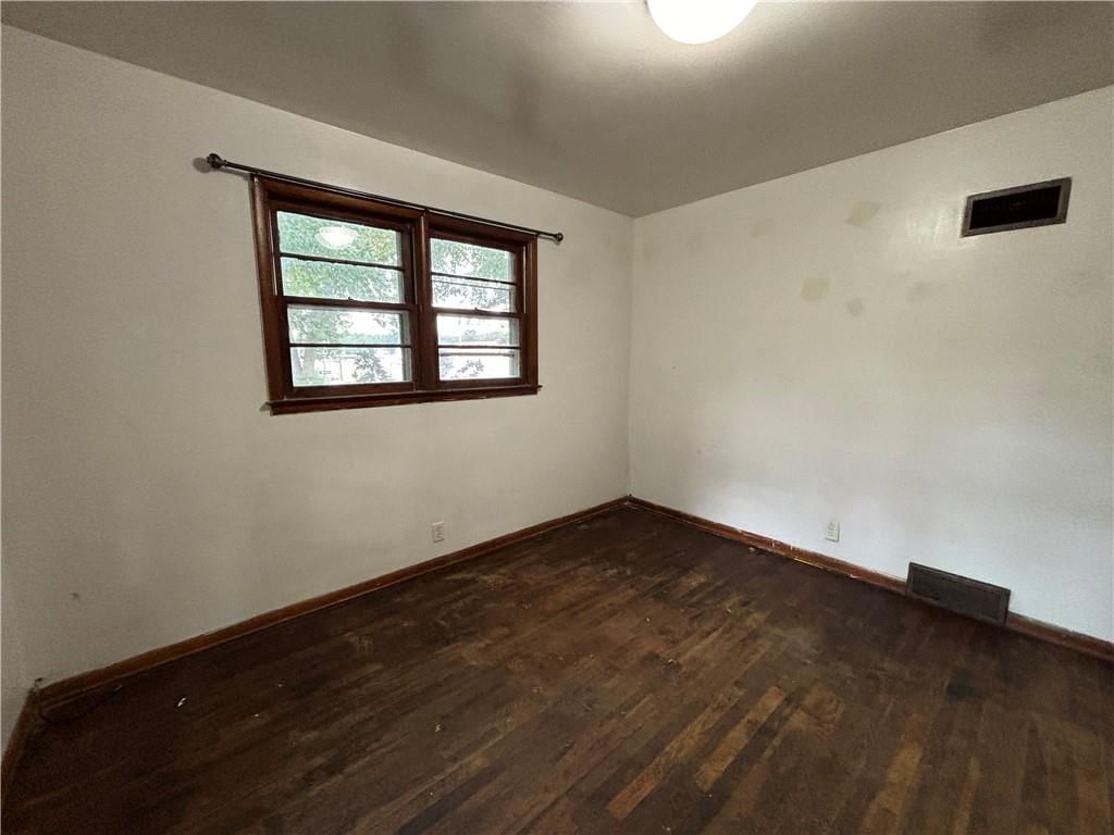 Photo 16 of 17 - 2312 Colhoun Street
