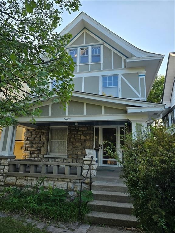 2620 Charlotte Street, Kansas City, MO