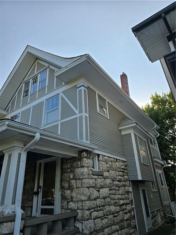 2620 Charlotte Street — photo 3