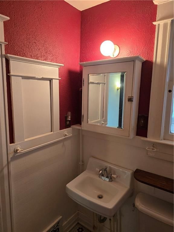 2620 Charlotte Street — photo 32